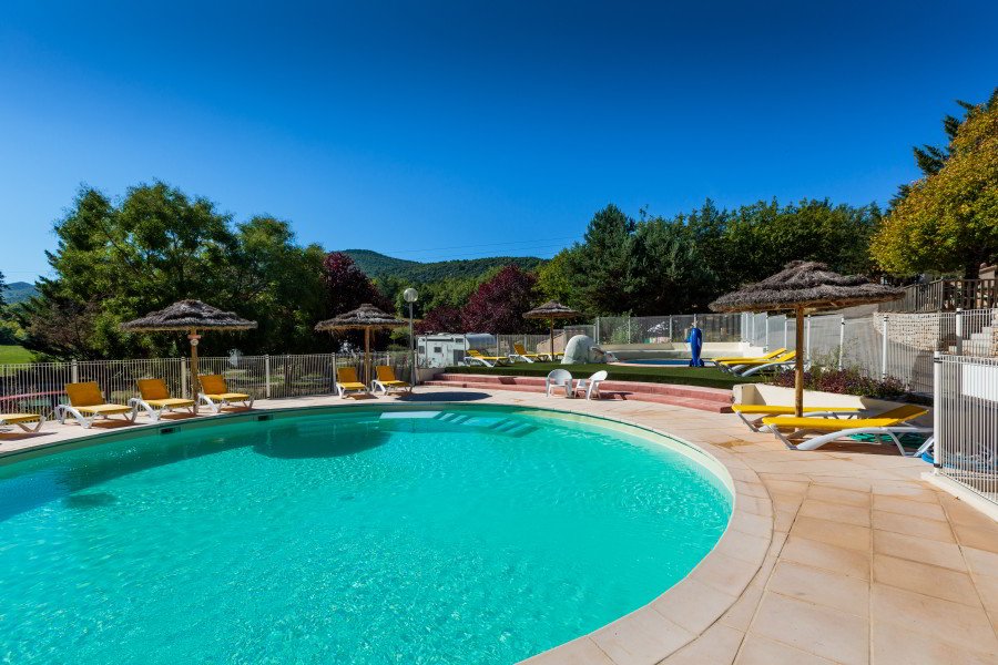 Camping dans le verdon avec piscine chauffée