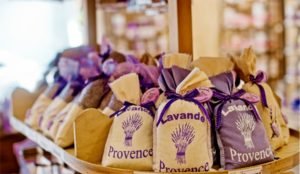 atisanat provençal-camping aux vallons