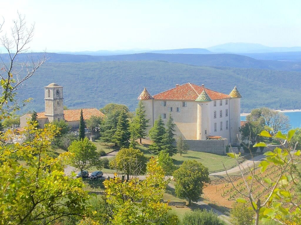 Visitez Aiguines dans le Haut var Verdon